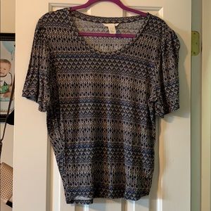 Women’s Shirt Size XL